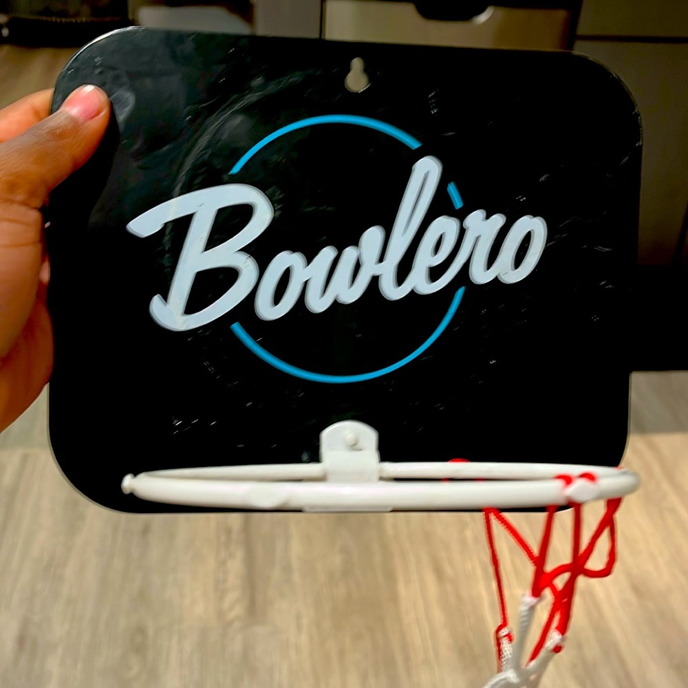 Basketball rim